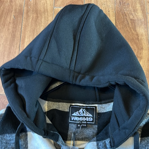 NWT🌟WEST49💫Men’s Black/White Checkered Button-Up Shacket/Hoodie - Picture 10 of 11